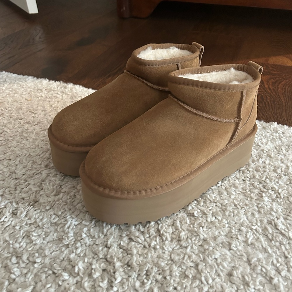 Ultra mini platform ugg boots